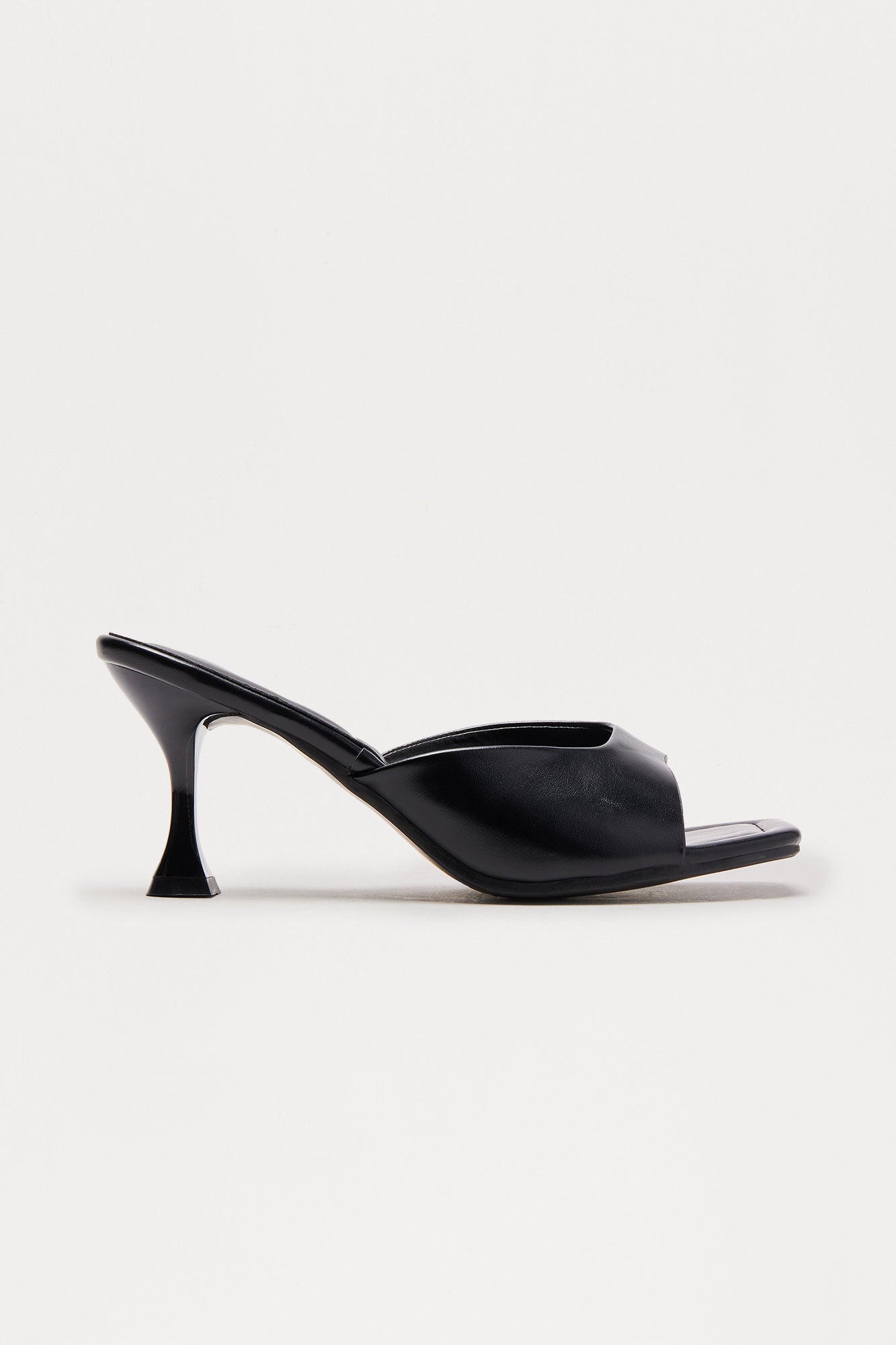 Enara Mules